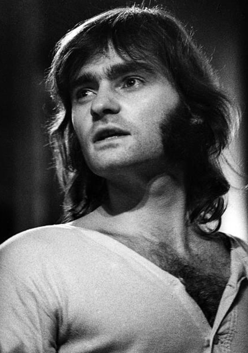 Today, we remember and honor the incredible Marty Balin, a founding member whose voice and vision helped shape the heart and soul of Jefferson Starship ✨