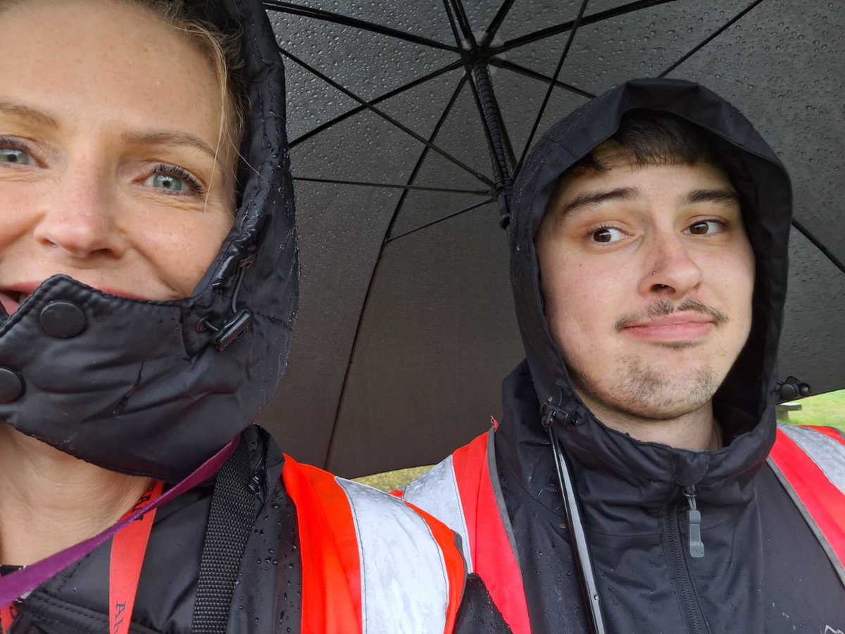 AlwoodleyPS's tweet image. This week has brought some new challenges to our @OPAL_CIC but we live and learn ! @AnaArdelean13 #raining #pouring #wellies #wet #soaked #mud