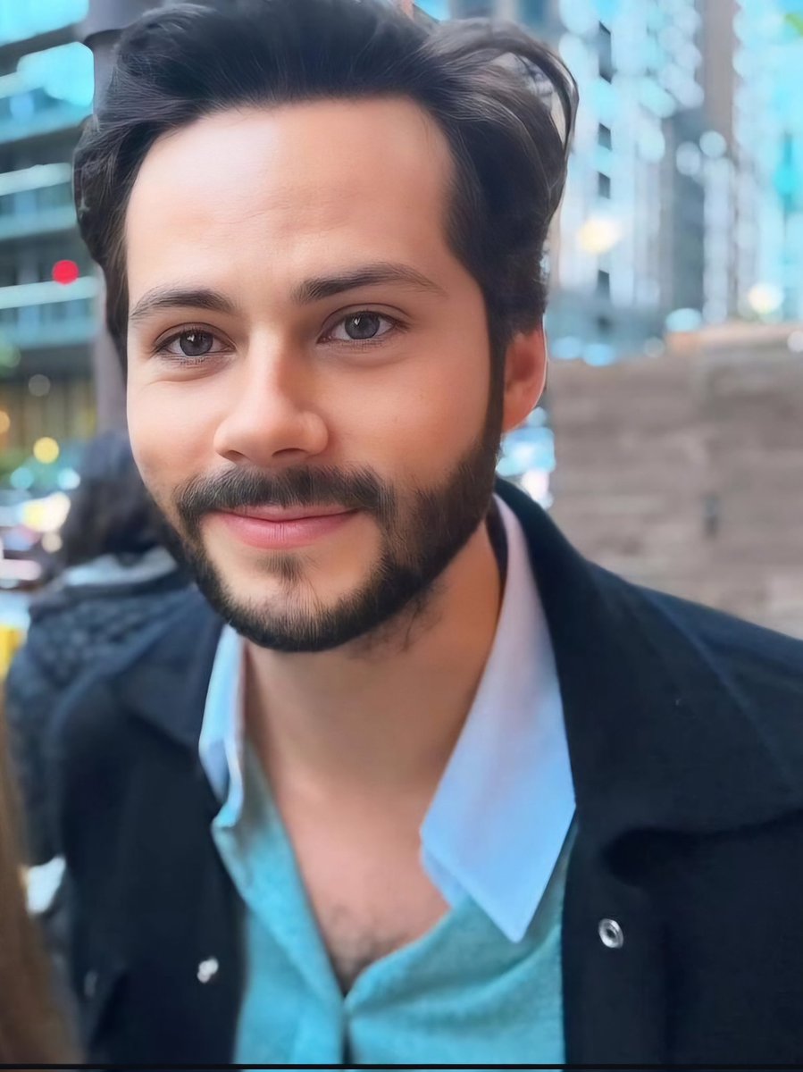 TeckahL's tweet photo. Getting to see this sexy man today on the big screen, so excited!! 😍
Still falling for you..
#dylanobrien #dylanobrienlovestodance #dylanobrienrenaissance #theeverythingdylanobrienera #ladiesman #saturdaynightmovie #stillfallingforyou https://t.co/bVdh36PYyU