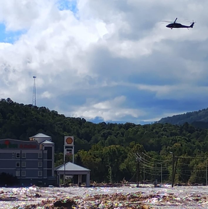 scannerfood's tweet image. Rescue flights for Erwin, Tn hospital cutoff by floodwater
