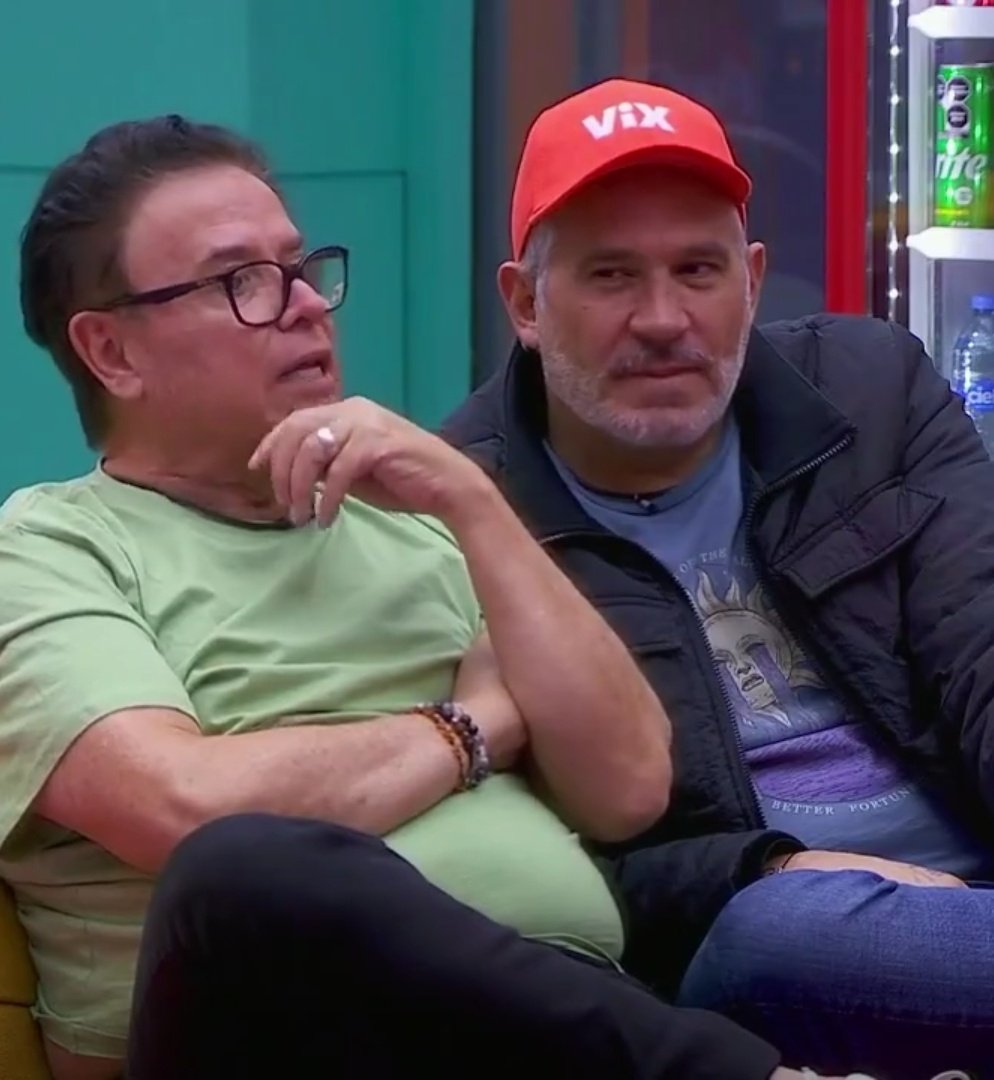 Nicola: "ahora vamos con la pareja más hermosa de toda la casa"

la pareja más hermosa de toda la casa:

#Marath
#LaCasaDeLosFamososMx