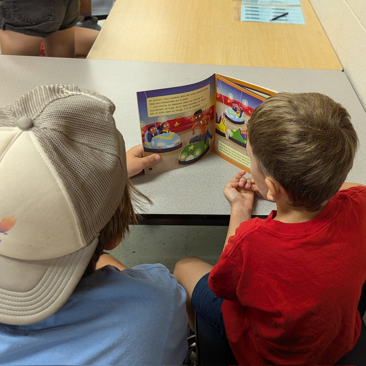 We met our copains d'apprentissage today! Merci pour les activités <a href="/Louise17adam/">Madame Louise</a> !