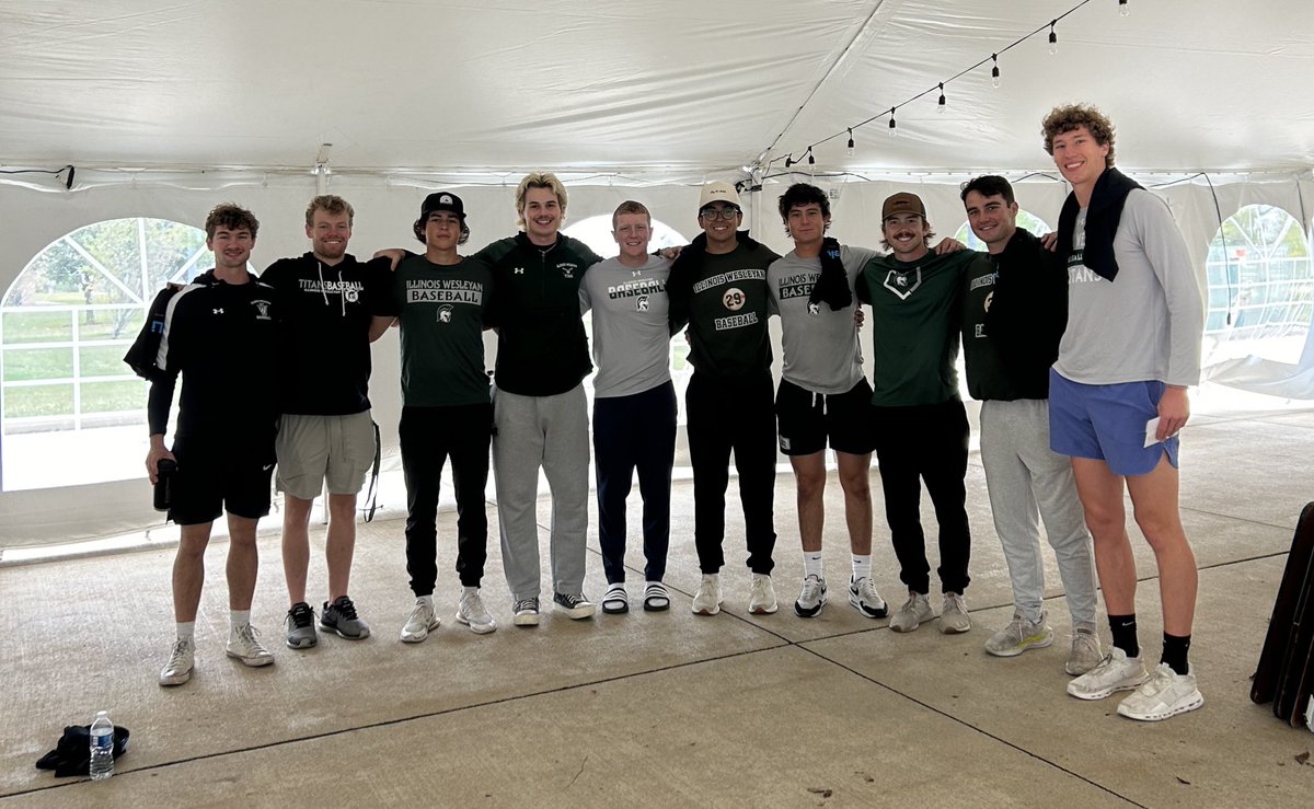 IWU_Baseball's tweet photo. Some of our players got the opportunity this morning to help out Lifelong Access after their big fundraising event last night. https://t.co/UbWtz0ChB9