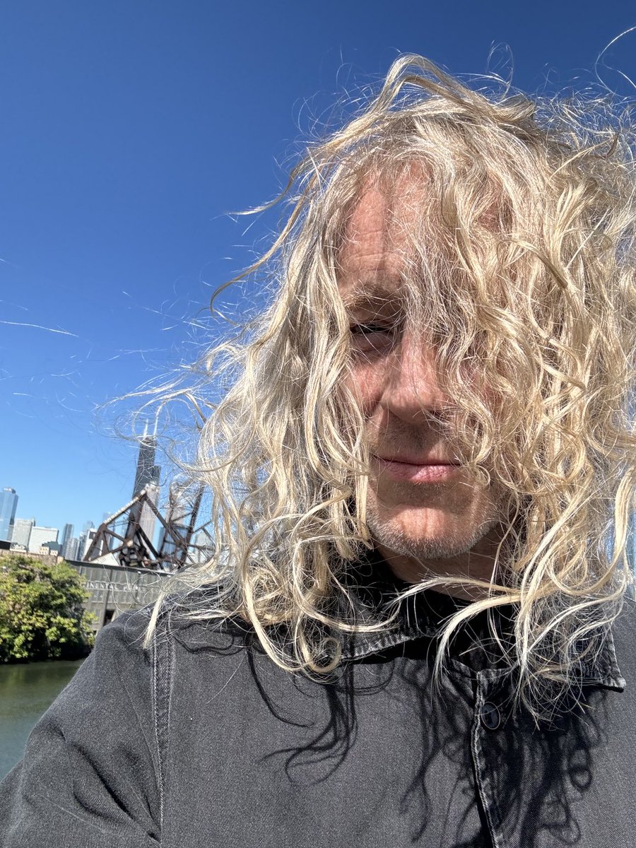 Love y’all! 
I feel very lucky and grateful today.
Hope you’re making some music. ❤️