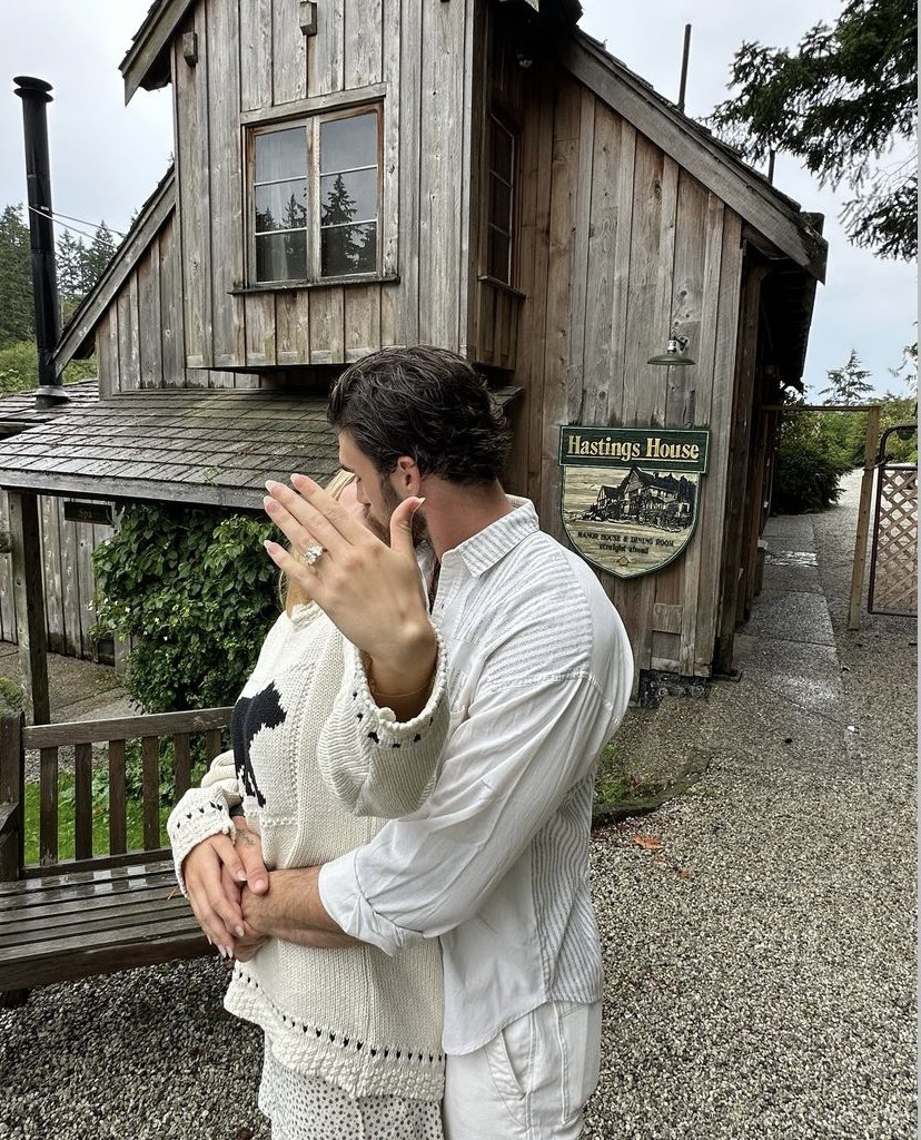 kylebbrooks's tweet photo. To forever with you 🤍 https://t.co/c4Y3KzcHA2