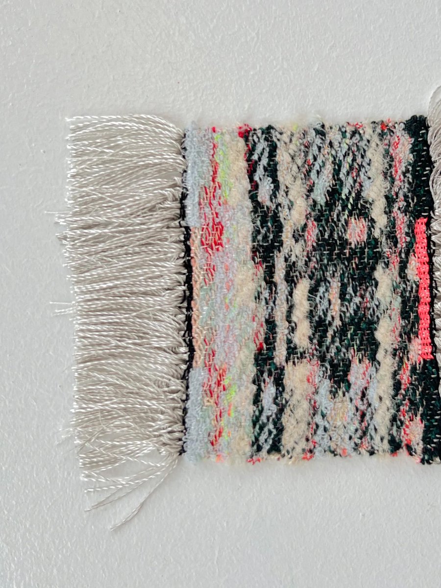 My textile art now available at TURN shop in London🫧

/ featuring some exhibition pieces from my recent show 

🔗 turnshop.co.uk/collections/te…

(ส่งกลับไทยสนใจหลังไมค์โดยตรงได้ค่ะ ทุกชิ้นมีราคาพิเศษคับ) 💌