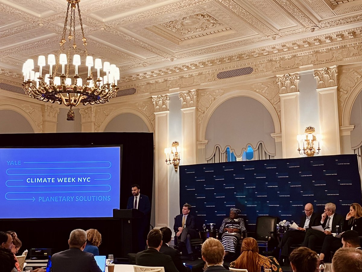 Ali Zaidi Archived (@alizaidi46) on Twitter photo This week, our WH Task Force on Climate, Trade, and Industrial Competitiveness moved to build not just an emissions data foundation, but a real launch pad for our ambitions in clean manufacturing. Grateful for the chance to announce our progress <a href="/YaleCELP/">Yale Center for Environmental Law & Policy</a>.
whitehouse.gov/briefing-room/… This week, our WH Task Force on Climate, Trade, and Industrial Competitiveness moved to build not just an emissions data foundation, but a real launch pad for our ambitions in clean manufacturing. Grateful for the chance to announce our progress <a href="/YaleCELP/">Yale Center for Environmental Law & Policy</a>.
whitehouse.gov/briefing-room/…