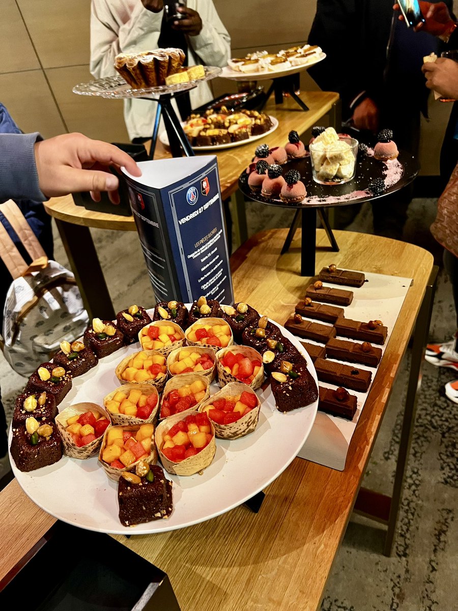 gary_35's tweet image. 