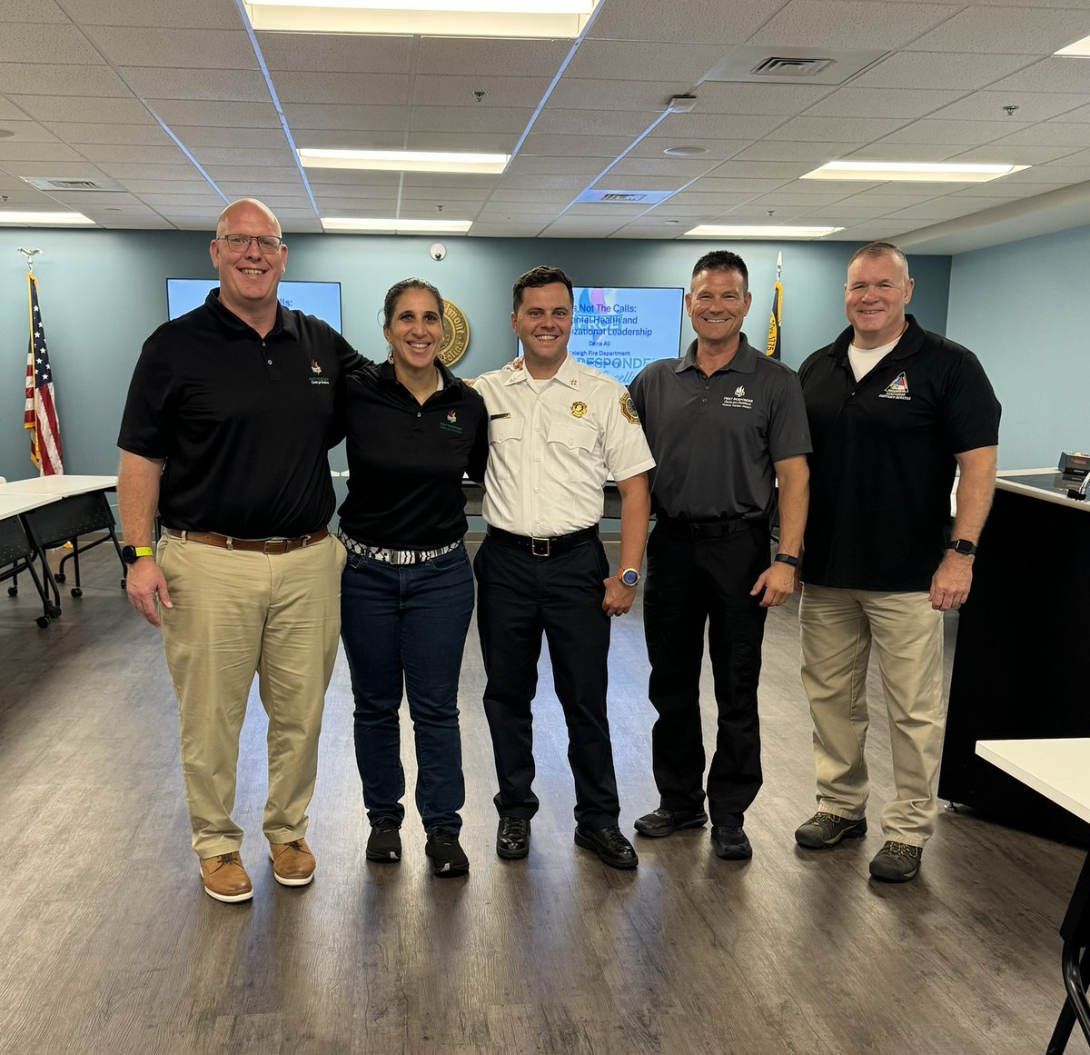 1stresponderctr's tweet photo. Thank you to everyone who attended our 1-day Health and Wellness Workshop today at CityWorks in Belmont, NC! Despite losing power and running on a generator due to Hurricane Helene, it was fantastic to see a full class from the City of Belmont Fire Department and surrounding areas. Your commitment to learning about sleep, stress management, mental health awareness, and reducing exposure to carcinogens is truly inspiring. We hope the skills gained will lead to a healthier you and positively impact your fellow first responders. Keep up the great work in prioritizing mental and physical wellness!
