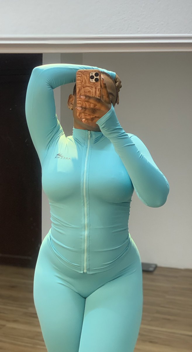 Areewa😈 tweet media