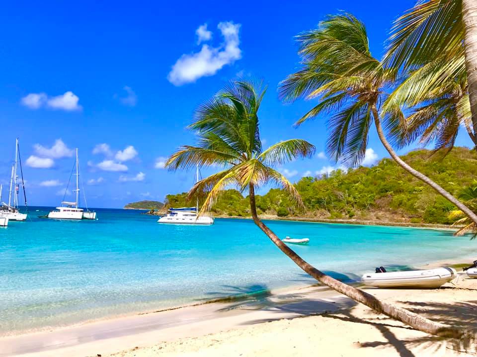 joyridecharters's tweet photo. British Virgin Islands is calling ⚓⛵🌴 - https://t.co/WmArjR7KcN https://t.co/UmumiiI4Gi