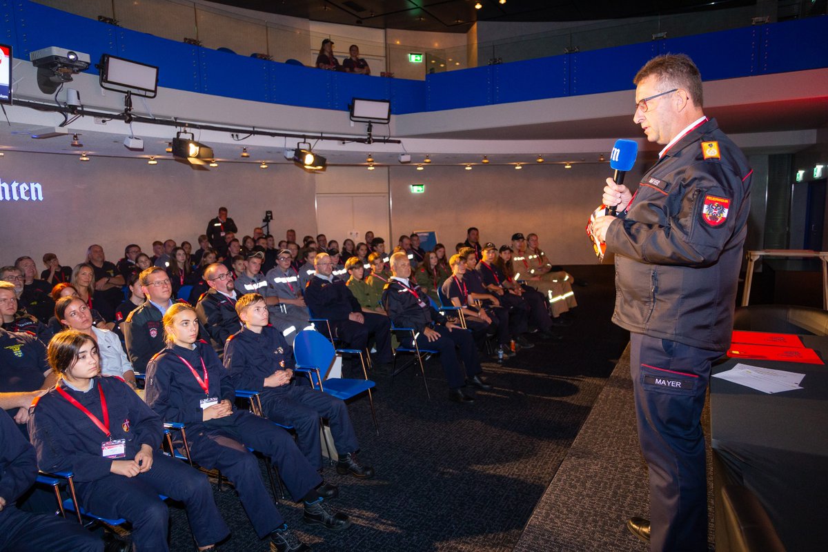 50 Jahre #Feuerwehrjugend Österreich: "Dieses Wochenende blicken wir zurück in die Geschichte der FJ und im Rahmen eines Symposiums auch in die Zukunft. Wir geben den Feuerwehrjugendlichen aus ganz 🇦🇹 eine Stimme &amp; binden sie in die Zukunftsgestaltung aktiv ein", so FPräs Mayer.