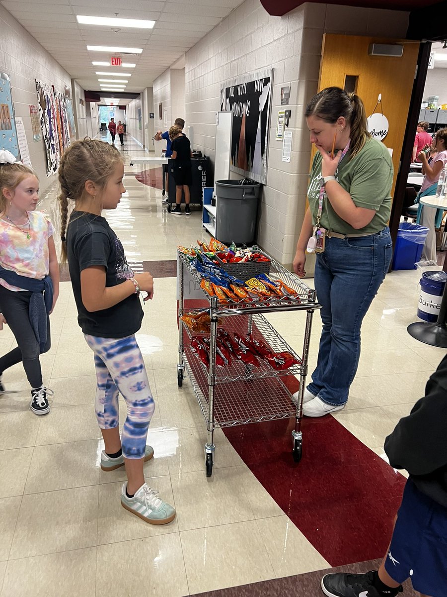 Hallie Cheney tweet media