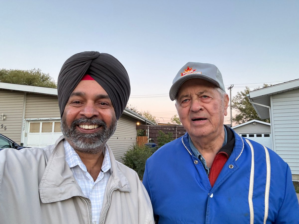 What we're hearing on the campaign trail: Scott Moe's status quo isn’t working for everyone. It’s time for real change that puts people first. The NDP is committed to affordable healthcare, better education, and a more inclusive economy. #TimeForChange #StrongerSaskatchewan