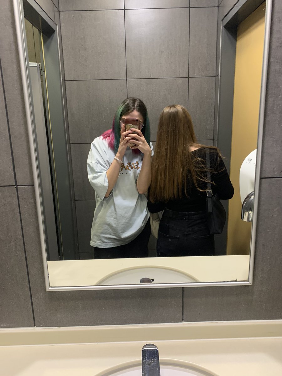 caracoolya's tweet photo. Мене цьомнули 💖 https://t.co/492aE4dPo4