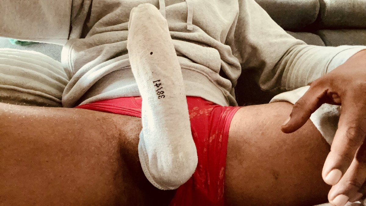 lesudbbc's tweet photo. @KadaMalu @stripchat I want your sock 🤩👣🤭 https://t.co/s84KTDr4pb