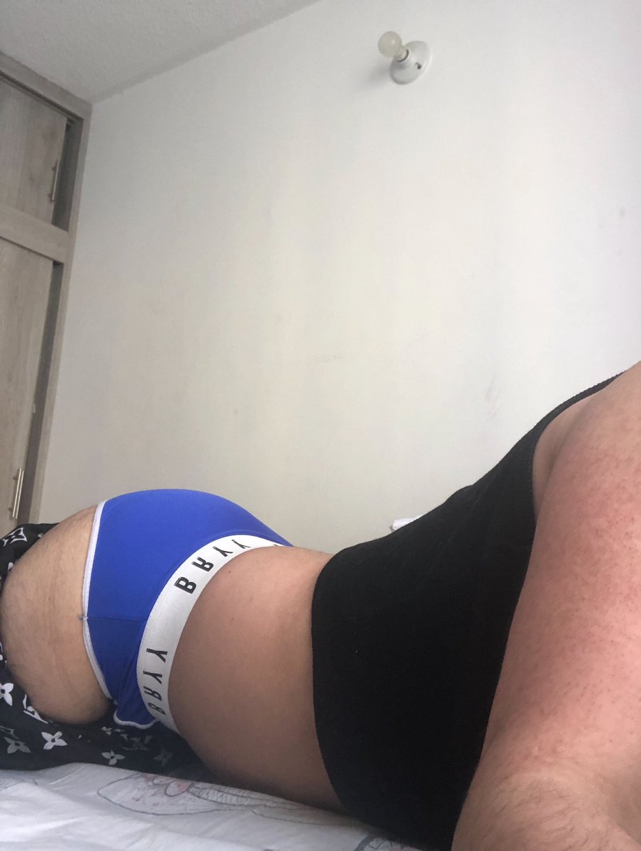 Nesterdanielq's tweet photo. te gusta el azul? 
🥶🧜🏼‍♂️🧢🦋❄️🫐🧊💎🧿 https://t.co/fxpCvwTnwi