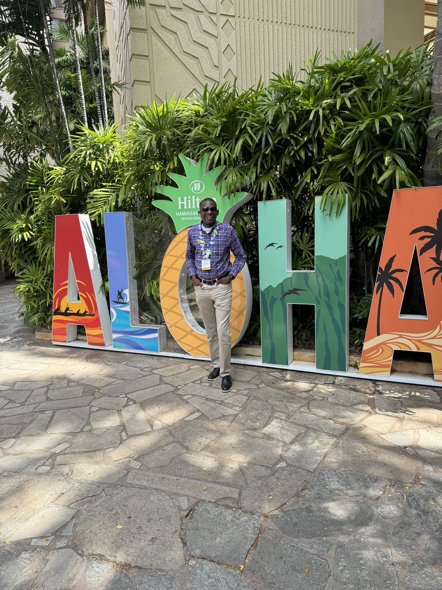 protectozone's tweet photo. Aloha!!!

The CEO of @ProtectOzone, @SipasiOA  spent the week in Hawaii for the annual conference of the American Society for Horticultural Science where he presented on ‘Evaluating King Stropharia Mushroom as an Intercrop in Asparagus and Tomato Production’. https://t.co/0Am2857lc1