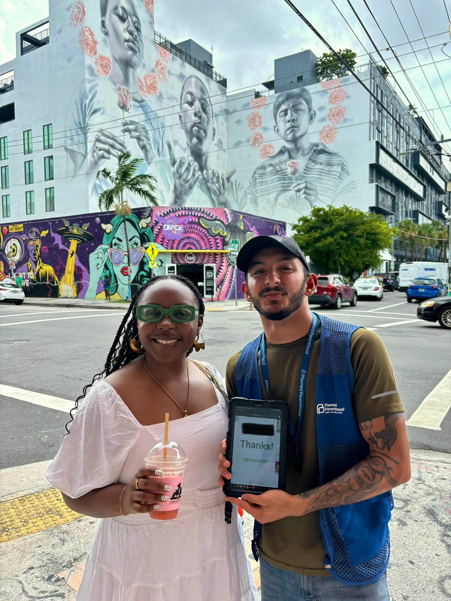 NewCanvassing's tweet photo. Great things are happening out in #miami  today! #plannedparenthood #fundraising #NCE 

Come join the team here! —-> https://t.co/lvFlwo8AjZ #hiring https://t.co/pSQSnGfcCE