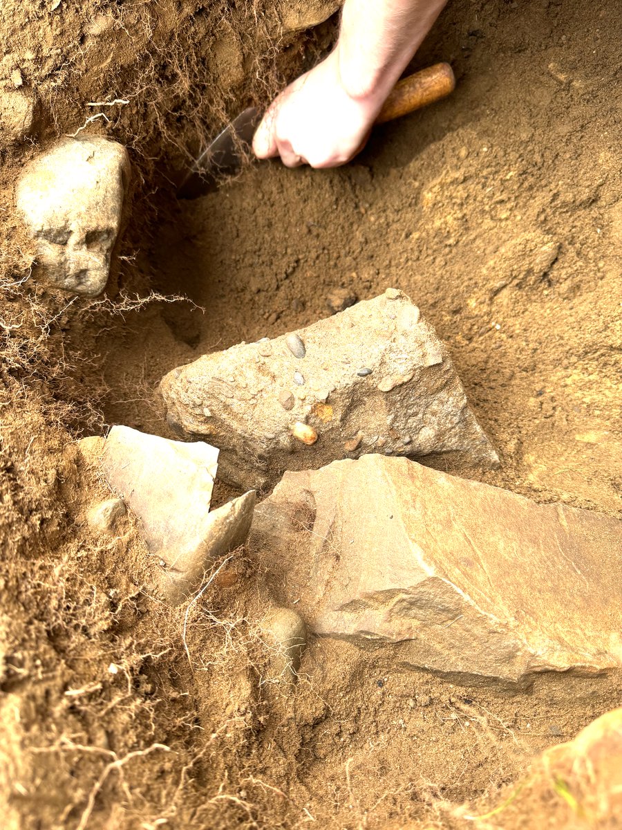 Day 2 of digging is done at the University of New England in Biddeford, Maine. We've got foundation and other promising finds. Dramatic stories of house history are also coming to light. Check out the full story! sites.une.edu/unepast/2024/0… <a href="/unetweets/">University of New England</a> #History #Archaeology