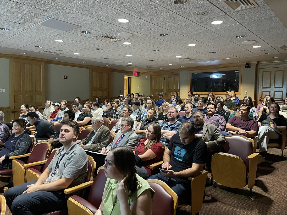 POCC_Chem's tweet image. What a phenomenal turnout for our first seminar of the year! An inspiring talk on using what carbons to guide total synthesis strategies in the @SASnyderLab ! Thank you to all the students, faculty, and industry chemists for attending! And thank you to @FMCCorp for sponsoring!
