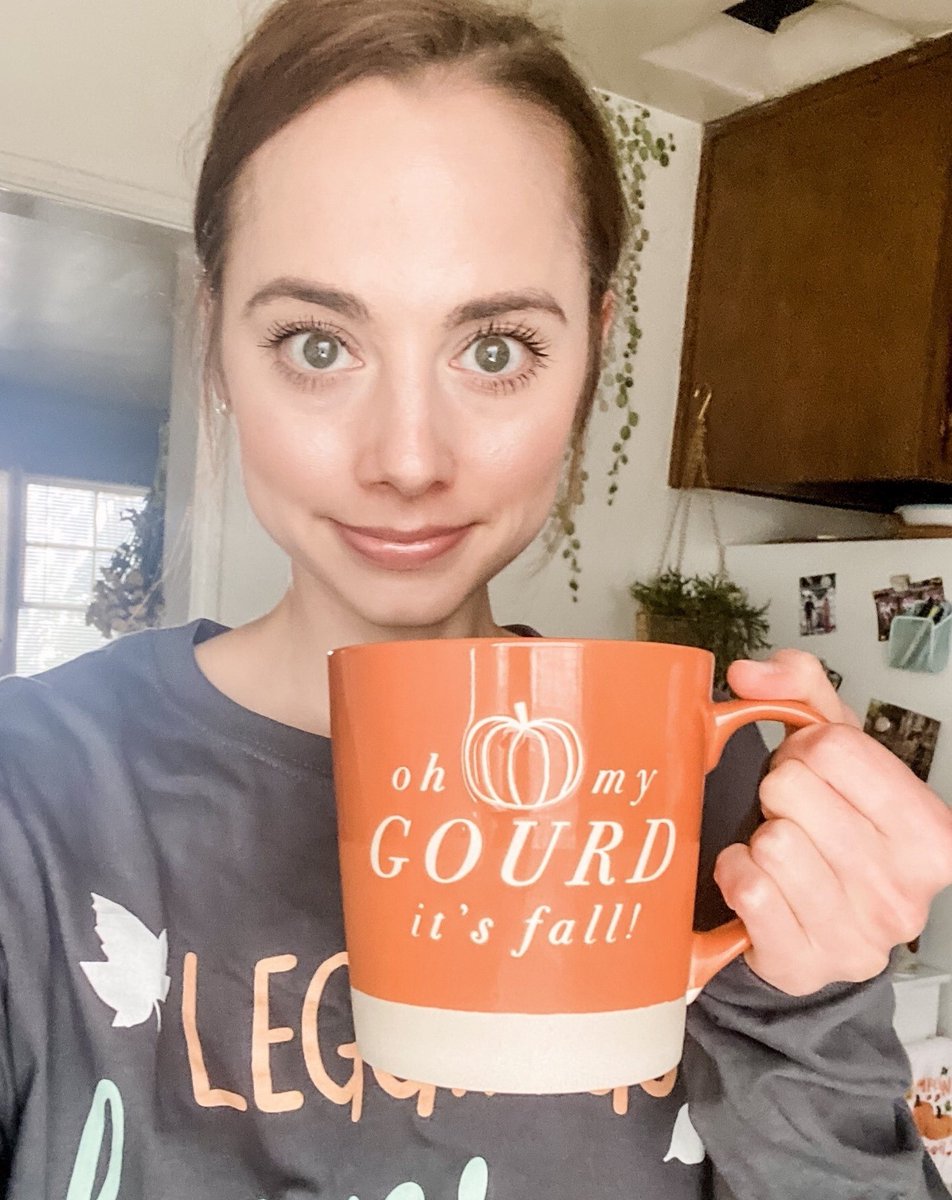 The super talented Lindsay Elston <a href="/lindsayelston/">LouInLA</a>  (MC Henderson on Trap Street) is very excited that fall has finally arrived!
#audiofiction #audiodrama #podcast #podcasts #podcasting #fableandfolly #louinla <a href="/fableandfolly/">Fable and Folly</a>