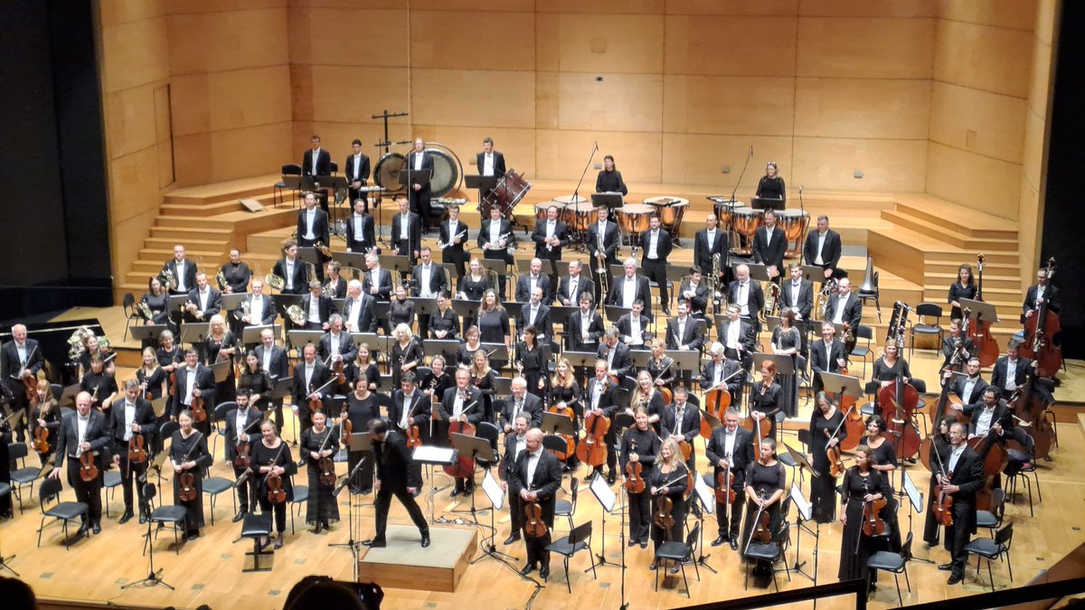 Bravo, Orkester <a href="/SFilharmonija/">SFilharmonija</a>, odličen začetek sezone! Naj bo (tudi ta) uspešna.