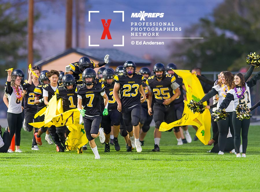 AndersenEd's tweet photo. Photos from Mineral County Serpents (Hawthorne) and Owyhee Braves football game are now available for viewing and purchase on CBS MaxPreps. Follow this link: https://t.co/Nq9i0xgpkc
#NIAA #MineralCounty  @NorthernNVPreps @RGJPreps @BattleBornPreps @nevadapreps https://t.co/LK5wsUAVZX