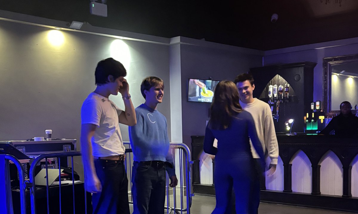 brb crying i miss them 🥺🥺🥺🥺💔