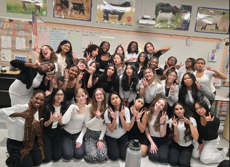 Congratulations on a FABULOUS Pop Show last night! Thank you to everyone who came out to support our choirs!
