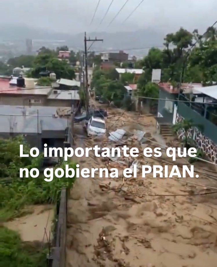 Ia__BeIlIezza's tweet image. En Acapulco si que se están dando un festín #DisfrutandoLoVotado .