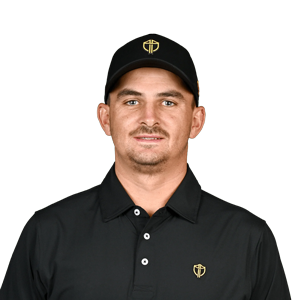 Get this guy off the course. If he plays tomorrow, I'm cheering for the USA. #PresidentsCup