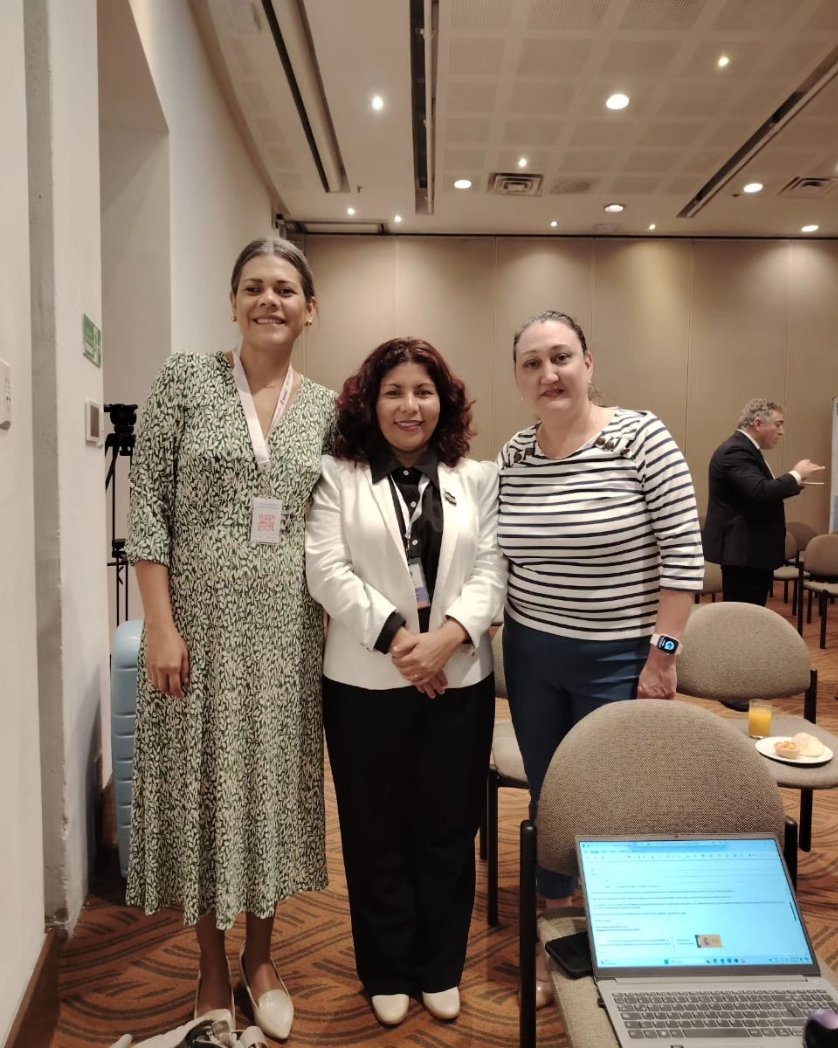 Mujer Migrante A.C tweet media