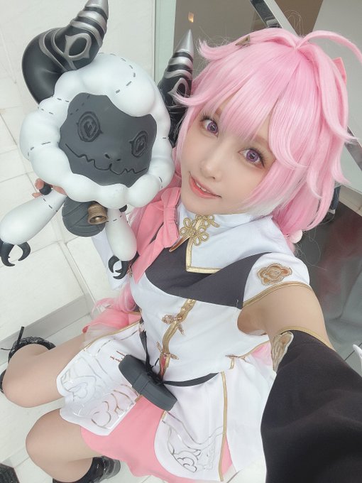 Twitterのコスプレ画像19