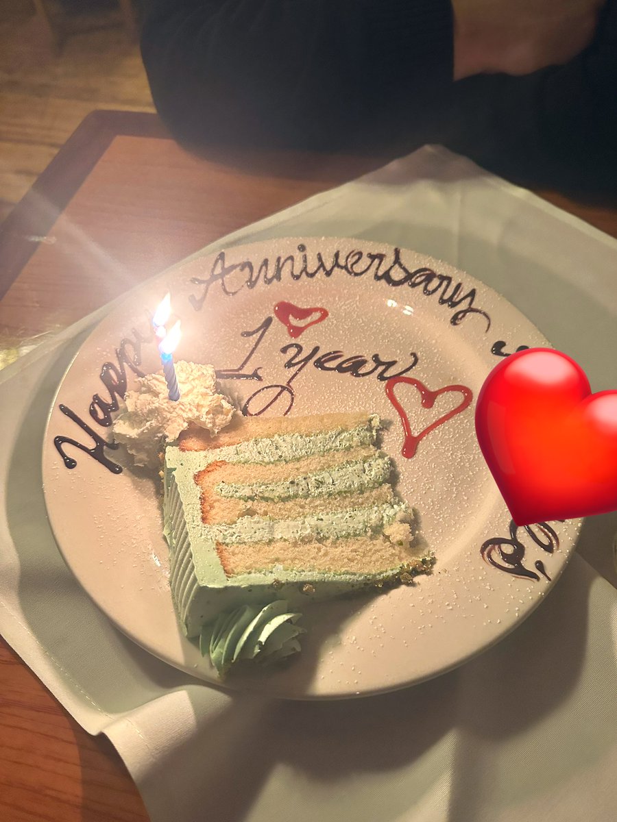 PurfectLioness's tweet photo. One year of marriage, 11 years of love, and a lifetime to go ❤️✨ https://t.co/6CP1LMe186