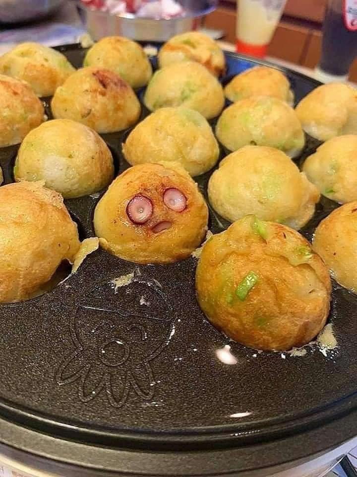 Do you still love me if i’ve got reincarnated as takoyaki? Wwwwww