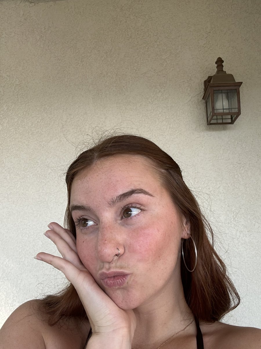mikkydancer's tweet photo. Just a natural queen serving face card💋 https://t.co/DJ8Cg53Do1