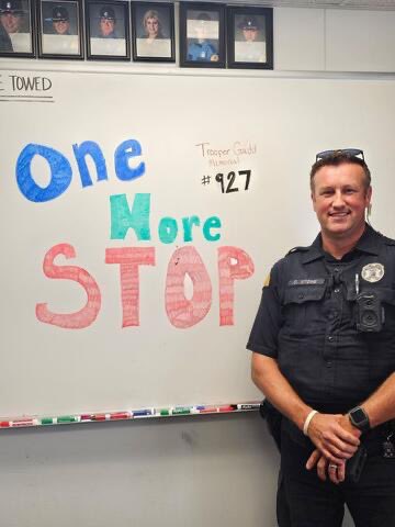 wspd4pio's tweet image. Ritzville patrols out for #OneMoreStop. Don’t drink and drive, obey the speed limits and wear your seat belt.