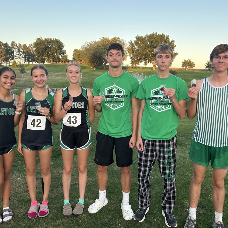 wisnerpilger's tweet photo. Boone Central cross country meet: Ghia B 5th Freshman (8th overall), Laura B 4th Sophomore (10th overall), Cadence J 3rd Junior (13th overall), Sylas D 2nd Sophomore (5th overall), Axton L 5th Junior, Mitchell S 3rd Senior (11th overall), Hayleigh S 10th JH. Girls team Runner-up! https://t.co/bs9rerJUsQ