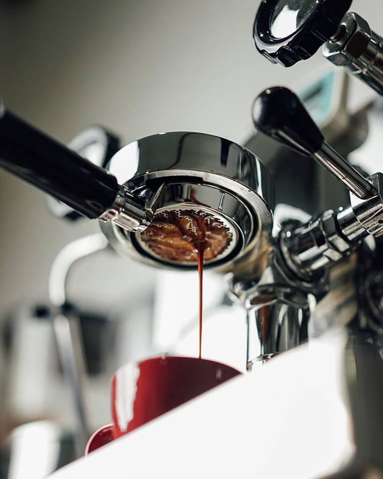 Fueling that Friday energy one cup at a time. Cheers to the weekend! ☕🙌