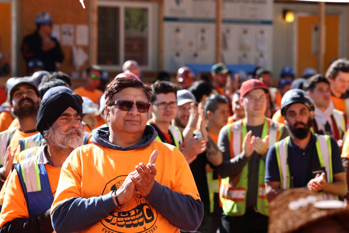Today, we reflected on Canada's residential school system and those who attended - the survivors, their families, and the ones who never made it home. We thank <a href="/SquamishNation/">Sḵwx̱wú7mesh Úxwumixw | Squamish Nation</a> &amp; <a href="/peak_grp/">Peak Construction Group</a> for hosting such a meaningful #OrangeShirtDay event at Sen̓áḵw 🧡 #EveryChildMatters