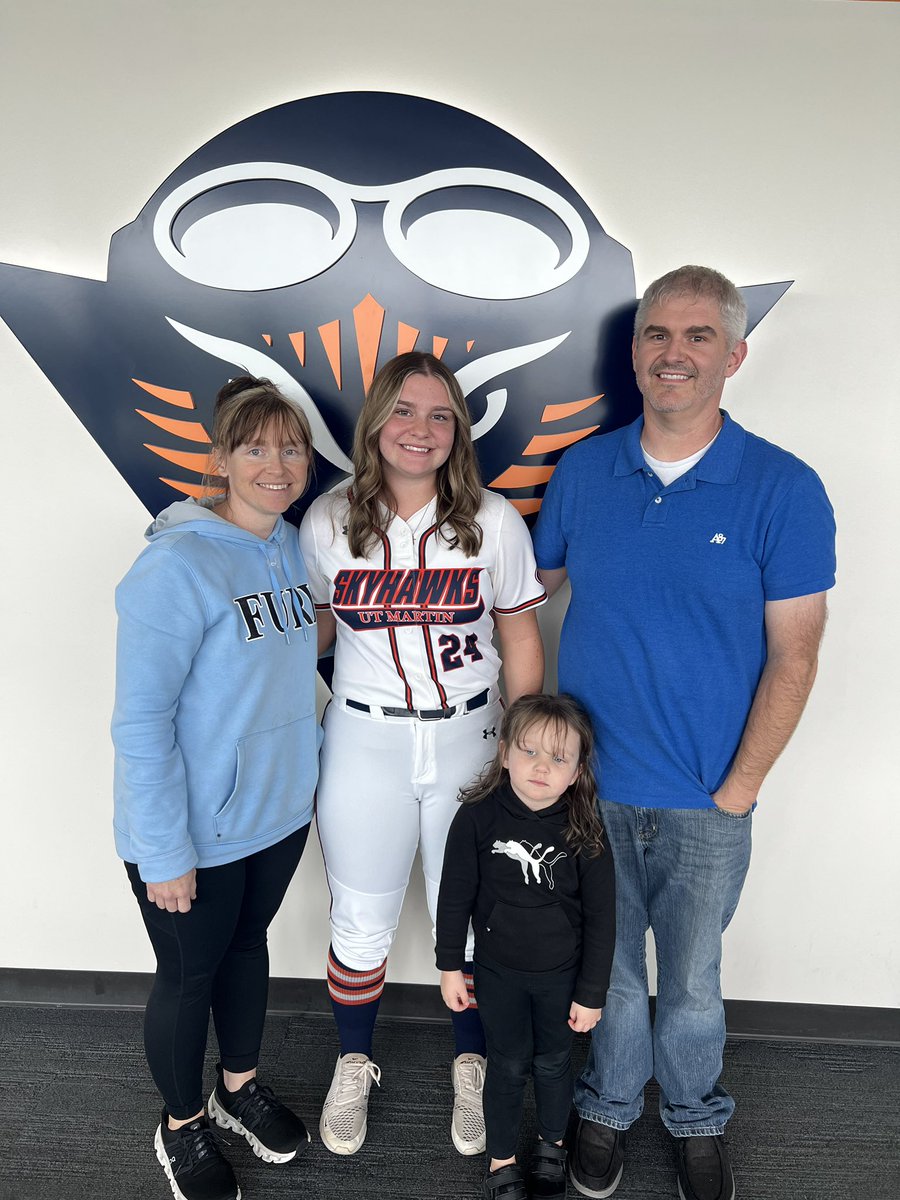 Cadence Cox (@cadence_cox31) on Twitter photo Today was awesome! I had a great visit at UT Martin and got to learn so much about the school. Glad I got to spend time getting to know the coaches and all the different programs available. Thanks so much for the visit! <a href="/ChelseaEFarmer/">Chelsea Farmer</a> <a href="/UTM_DFarmer/">UTM_DFarmer</a> <a href="/maddiebowlds/">maddie✨</a> <a href="/CoachMoyer/">Patrick Moyer</a> Today was awesome! I had a great visit at UT Martin and got to learn so much about the school. Glad I got to spend time getting to know the coaches and all the different programs available. Thanks so much for the visit! <a href="/ChelseaEFarmer/">Chelsea Farmer</a> <a href="/UTM_DFarmer/">UTM_DFarmer</a> <a href="/maddiebowlds/">maddie✨</a> <a href="/CoachMoyer/">Patrick Moyer</a>