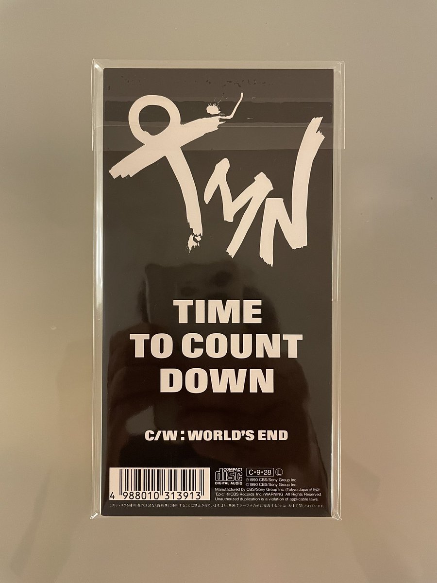 hanimage58's tweet photo. 今日9月28日はTMNの「TIME TO COUNT DOWN」が発売されて34周年です。TM NETWORKからTMNになってから初のシングルになります。前作に続いてマクセルのCMソングに起用されました。イントロのピアノの速弾きや、スピード感溢れるロックなサウンドに衝撃を受けた作品でございます。
#TMN
#TIMETOCOUNTDOWN https://t.co/tnJHNQZdo3