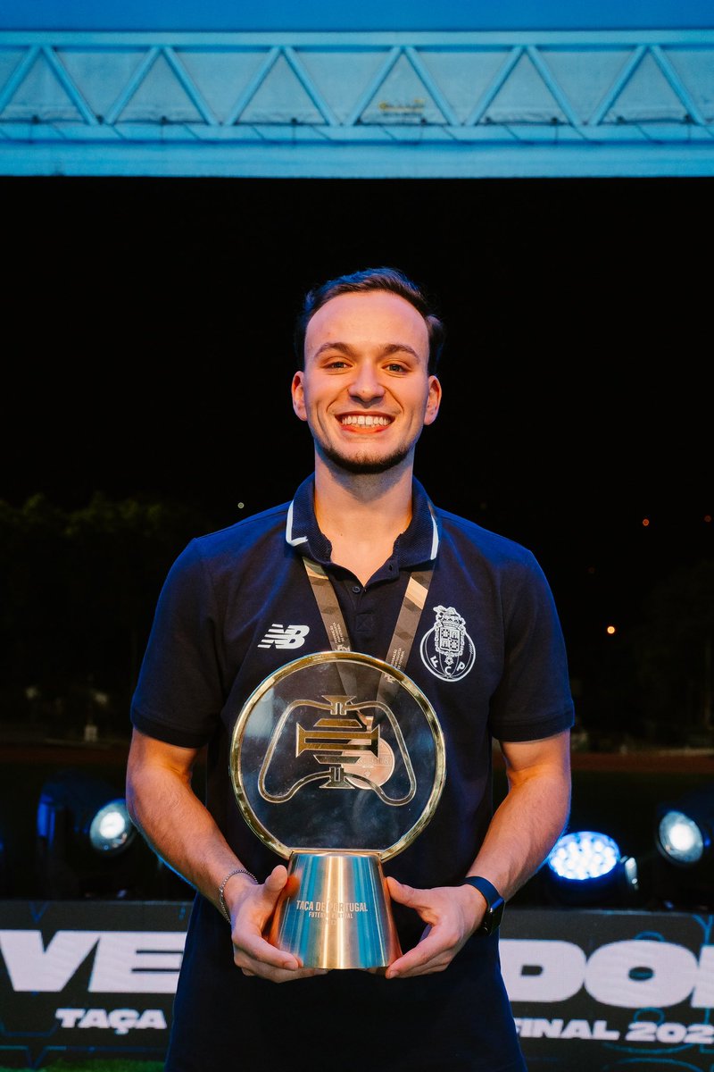 Finito.

Obrigado a todos por estes 9 anos 🫶🏼