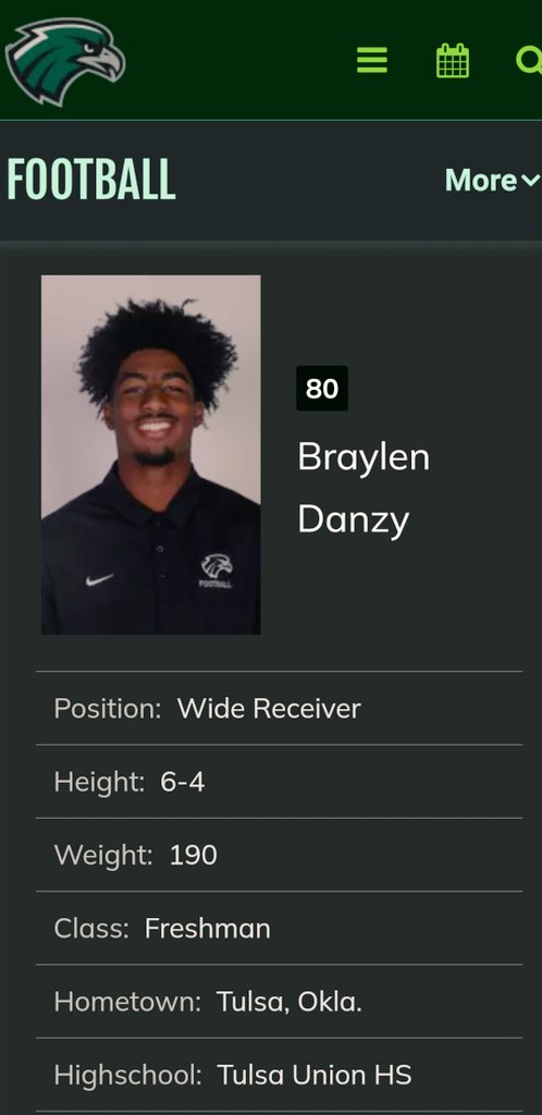 I spy "MOOSE!"👀🔥🙌🏼💪🏽🏈🦅