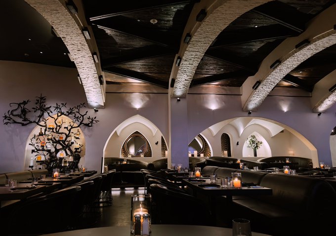 lunch + cocktails on you 🍸🤍 https://t.co/OgkFTSMXER