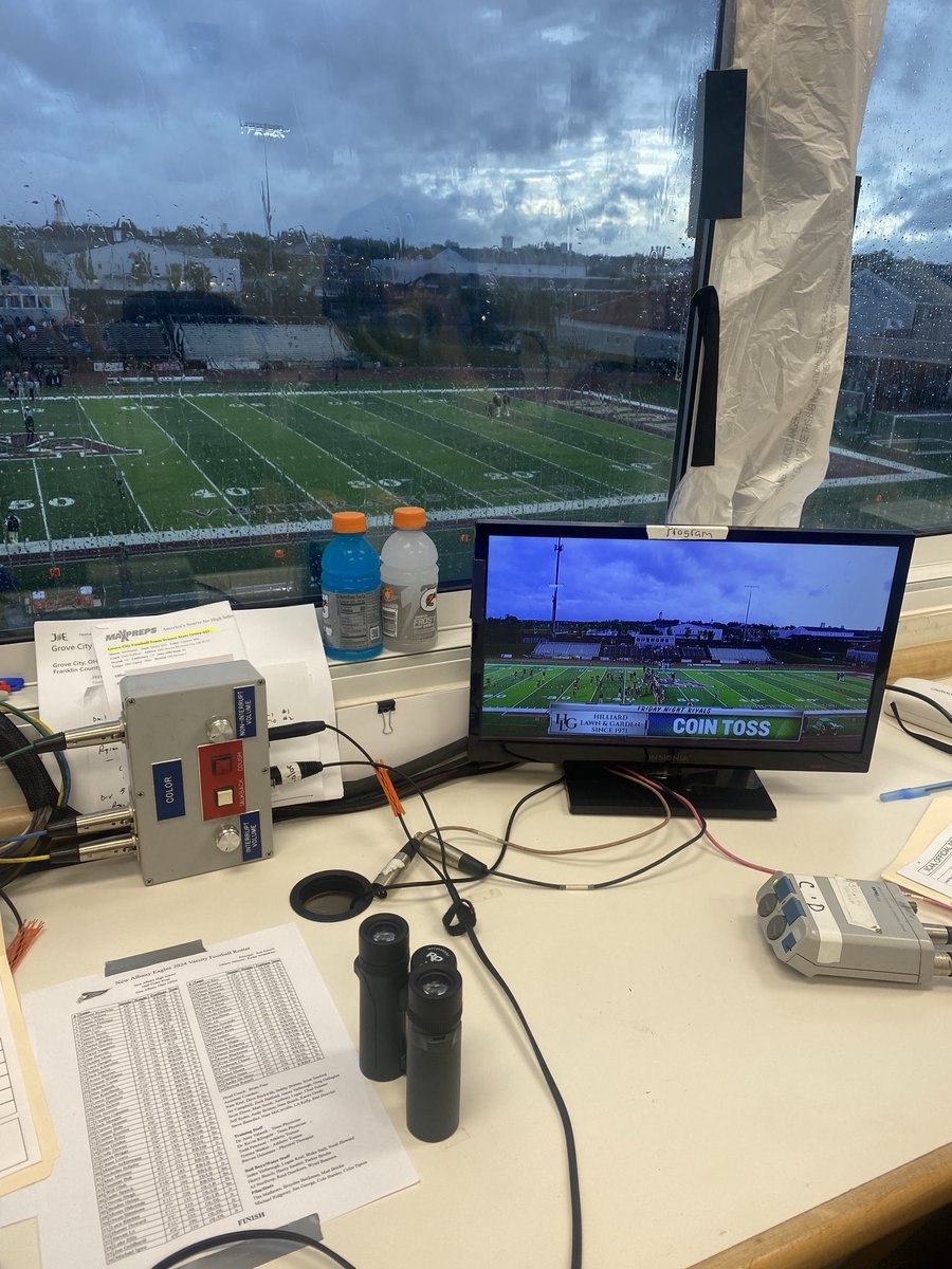 loganjeff34's tweet photo. We are ready ⁦@cwcolumbus⁩ Friday Night Rivals. Grove City at New Albany and both dealing with remnants of Helene. ⁦@MartyBannister⁩ ⁦@KellyanneStitts⁩ ⁦#besafeall https://t.co/UsuQZRt1Xn