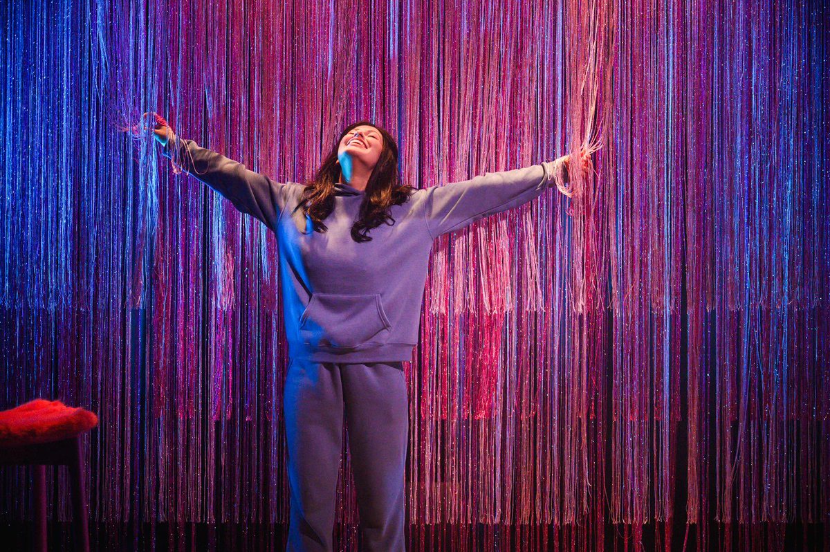 BASIC BALD B*TCH tweet media