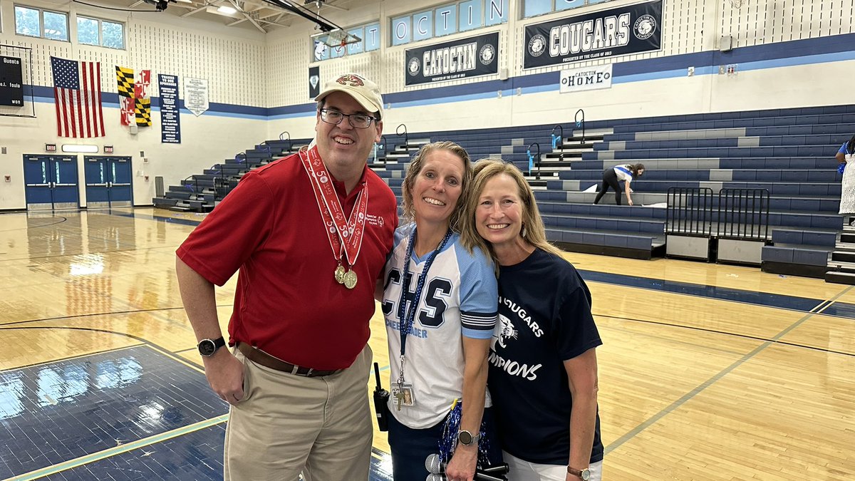 MAKelly317's tweet photo. CONGRATULATIONS @CatoctinHS on earning the Unified Champion Schools National Banner! You have truly earned this honor &amp; proven your commitment to inclusion every. single. day. 🎉🙌🏽🤩 
@CatoctinUnified #experienceinclusion #UnifiedMd https://t.co/CYOakRYlHm