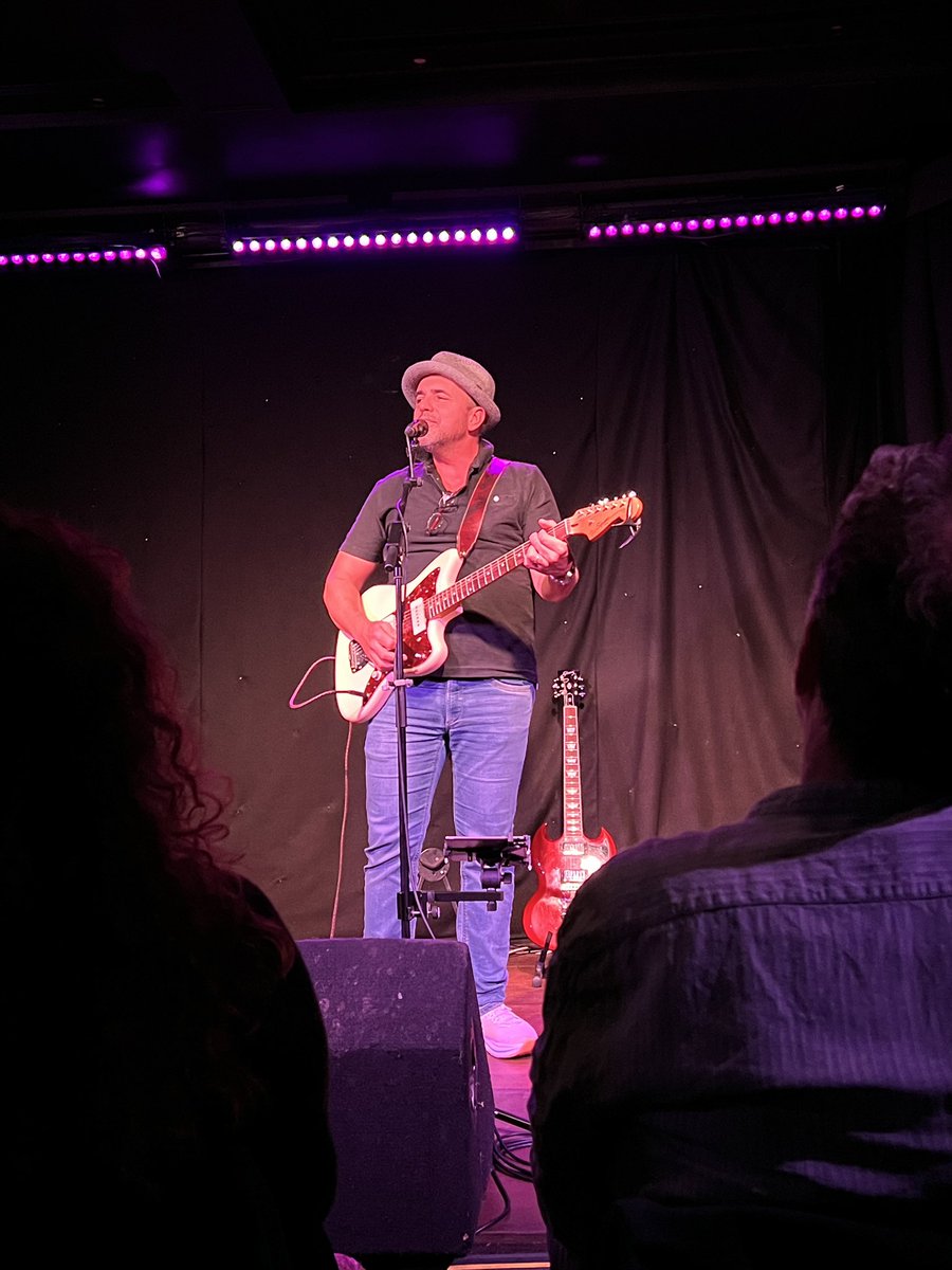 Great evening seeing <a href="/HawksleyWorkman/">Hawksley Workman</a> in Brighton, worth the drive down for the all round great entertainment. 

Would’ve loved to be at Water Rats next week for the nostalgia of the very first gig but can’t make it.